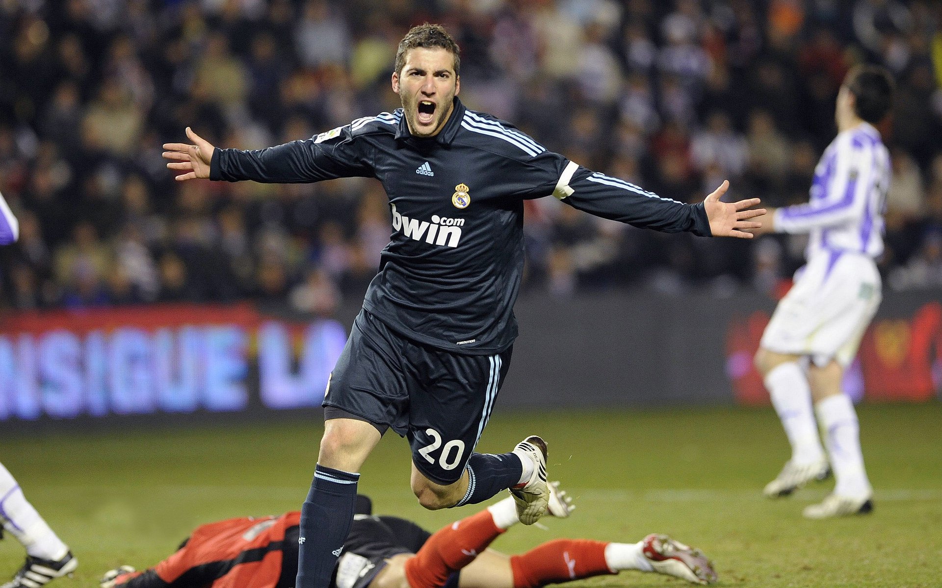 JIUYOU GAMING-赫梅列夫斯基精准转身助力冲线，赫梅利尼茨基