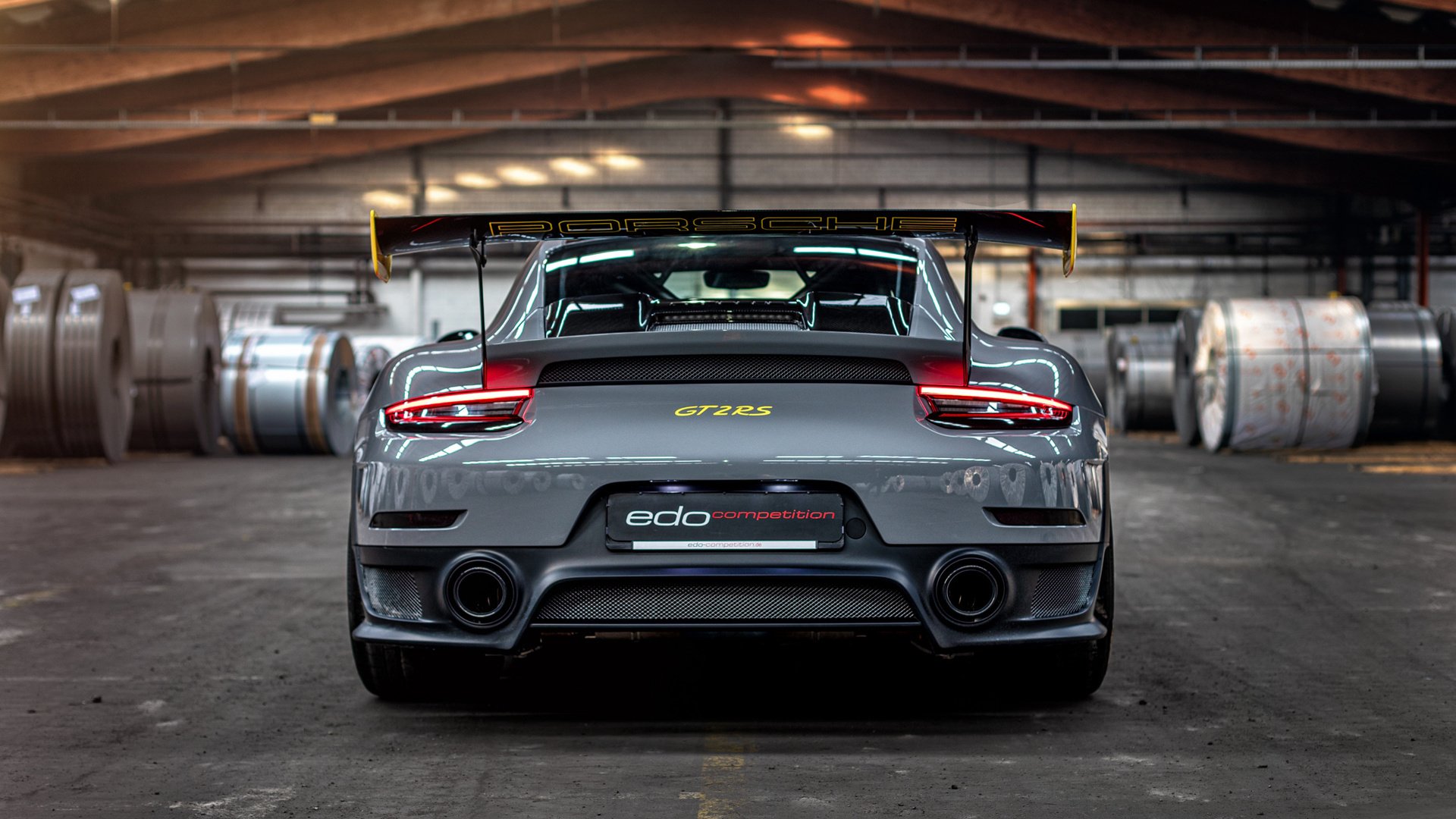 “西甲激烈博杀,场面火爆溢出屏幕”,西甲比赛结果f万博