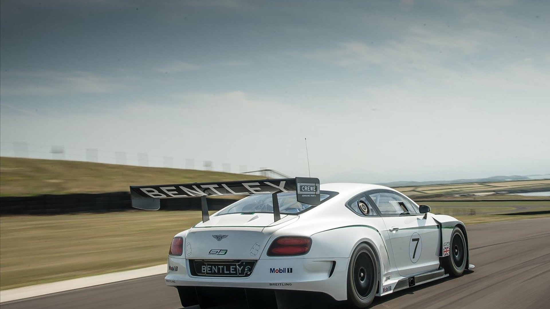 中国足球青训“深度融合”行业标准体系全面完善,中国足球青训大纲内容